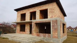 firma-constructii-case-la-rosu-6